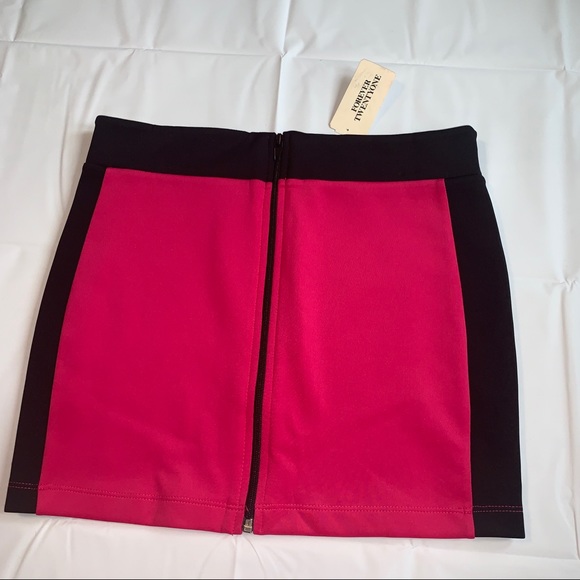 Pink & Black Full Front Zip Mini Skirt NWT - Picture 3 of 9